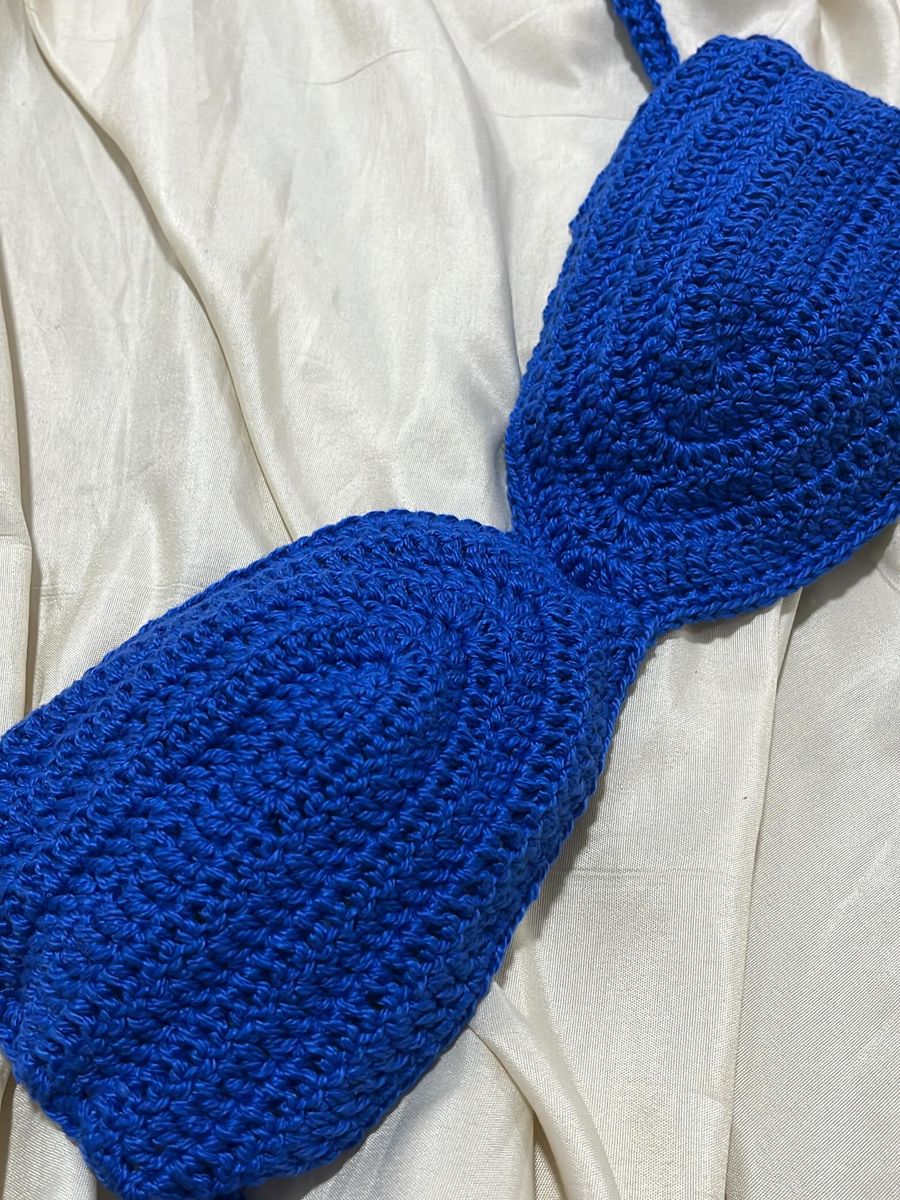 Top de crochê azul royal